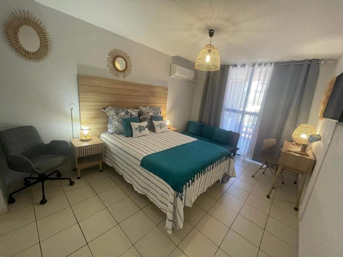 Daire Studio Turquoise 107, A 50 Metres De La Plage Le Diamant